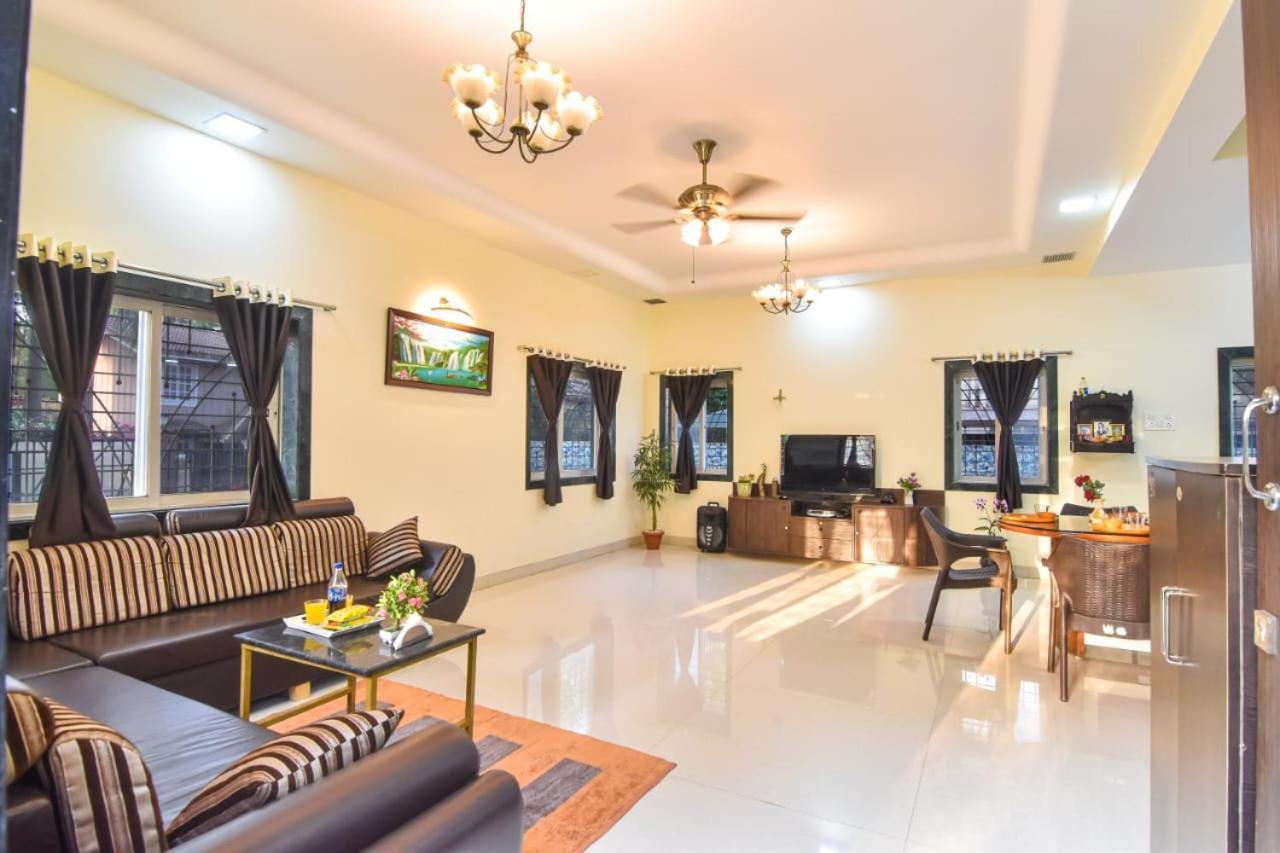 로나발라 Pine View 2Bhk 빌라 외부 사진