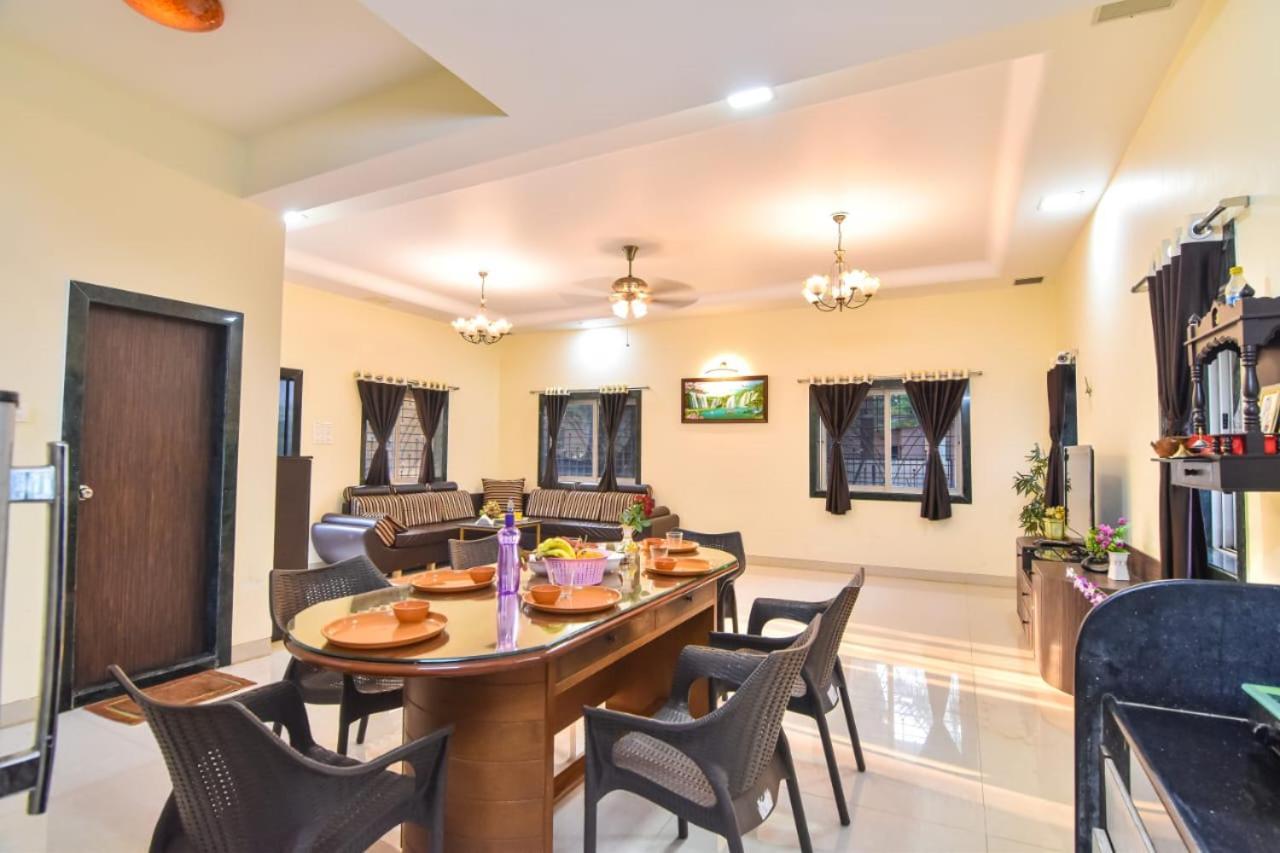 로나발라 Pine View 2Bhk 빌라 외부 사진